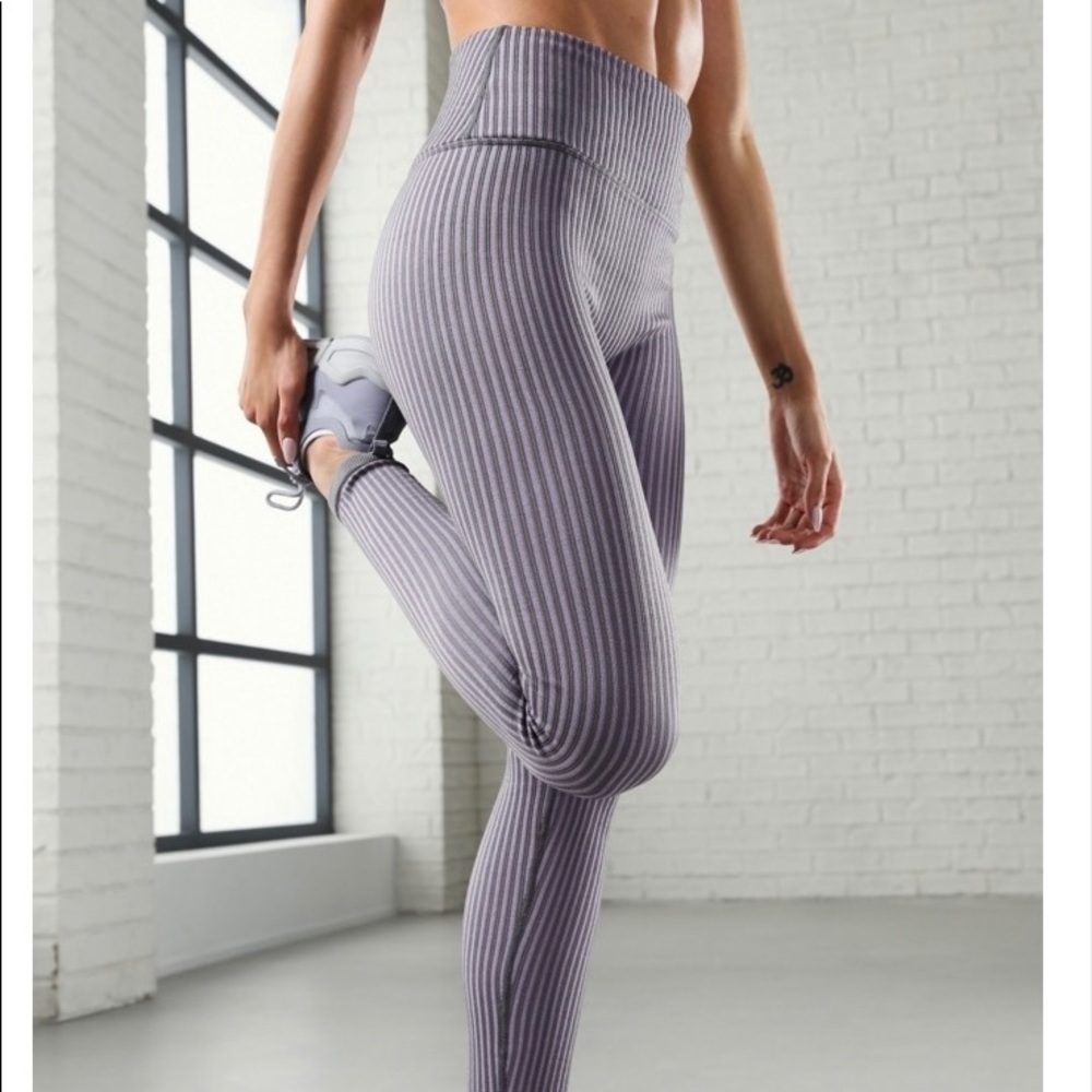 Fabletics ribbed high waited women’s leggings size large